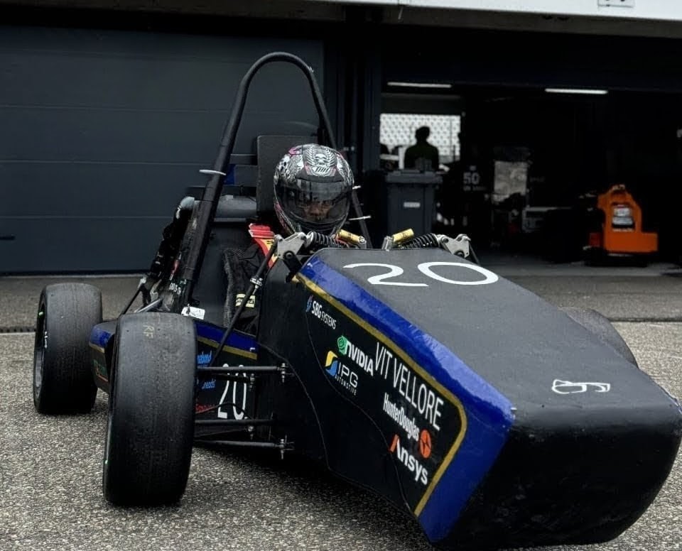 TOR-24 race car